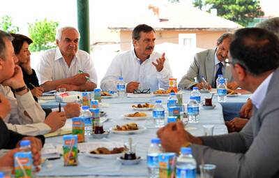 GÜNDÜZLER'DE BÖLGE TOPLANTISI DÜZENLENDİ